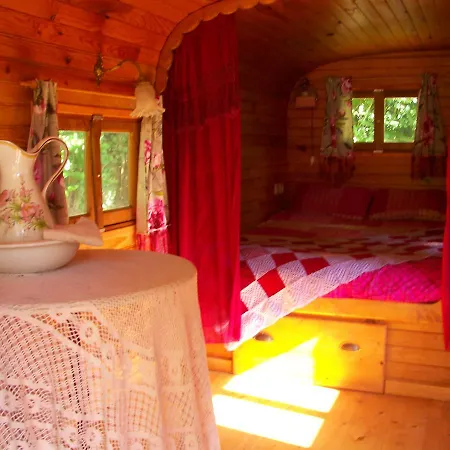 La Boutique De Laurence Bed & Breakfast *